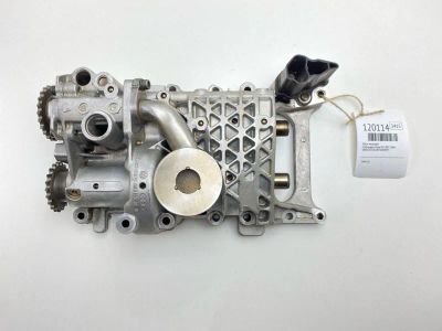 Лот: 25712089. Фото: 1. Насос масляный Volkswagen Passat... Двигатель и элементы двигателя