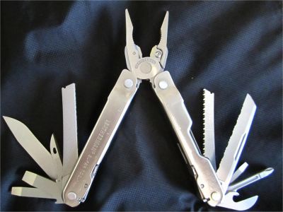 Лот: 9828033. Фото: 1. Leatherman Super Tool 300. Кожаный... Ножи, топоры