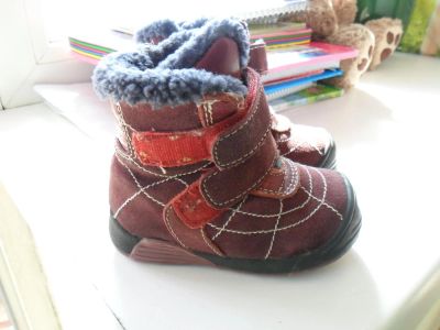 Лот: 3993089. Фото: 1. ботики зимние 22р. Ботинки