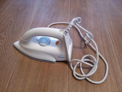 Лот: 9906670. Фото: 1. Утюг Philips. Утюги, парогенераторы, отпариватели
