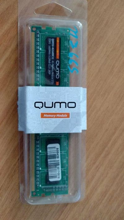 Лот: 9121648. Фото: 1. Оперативна память Qumo DDR3 1600... Оперативная память