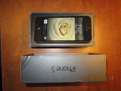 Лот: 4524170. Фото: 1. iphone 5черный 32 ориг неисправный. Смартфоны