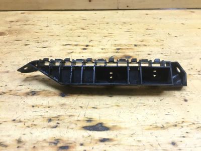 Лот: 19342043. Фото: 1. Клипса бампера Honda Odyssey RB1... Кузов
