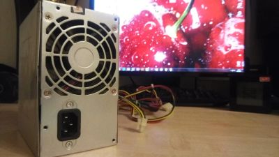 Лот: 8851743. Фото: 1. 300W Блок питания Delta Electronics... Корпуса, блоки питания