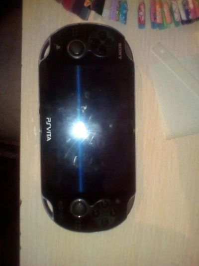 Лот: 7302509. Фото: 1. Продам ps vita. Игровые приставки, консоли