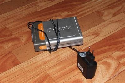 Лот: 2873596. Фото: 1. 5-ти портовый свич D-Link DES... Маршрутизаторы (роутеры)