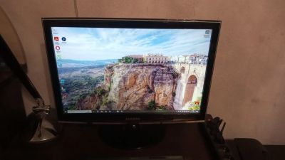 Лот: 24656639. Фото: 1. Широкоформатный ЖК монитор Samsung... ЖК-мониторы