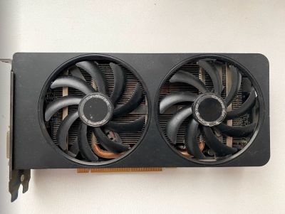 Лот: 17146034. Фото: 1. XFX AMD Radeon R9 270 2GB. Видеокарты