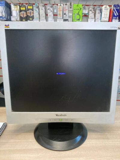 Лот: 18881495. Фото: 1. Монитор ViewSonic VA703m. ЖК-мониторы