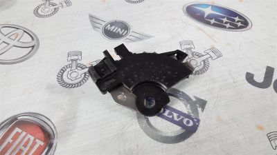 Лот: 23587634. Фото: 1. Регулятор давления масла Volvo... Двигатель и элементы двигателя