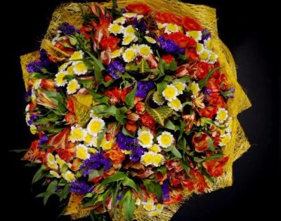Лот: 7169140. Фото: 1. Сборный букет. Цветы на Щорса... Свежие цветы