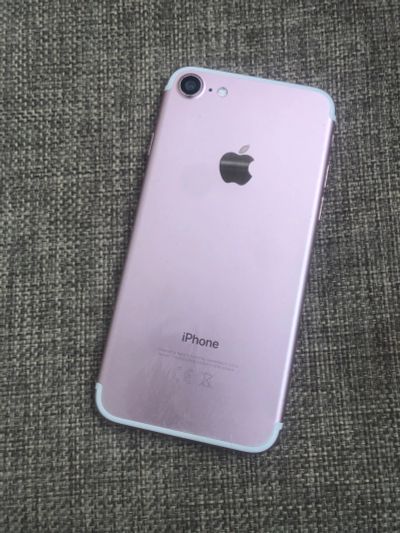 Лот: 15956109. Фото: 1. iPhone 7 32. Смартфоны