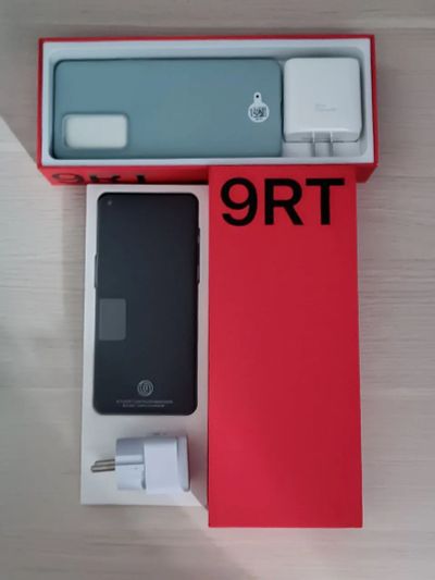 Лот: 19325805. Фото: 1. Смартфон OnePlus 9RT 8/128 Silver. Смартфоны