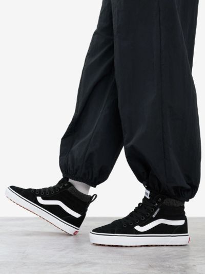 Лот: 24008610. Фото: 1. Кеды утепленные женские Vans Filmore... Другое (одежда, обувь, галантерея)