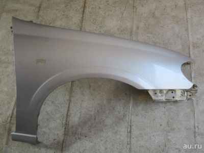 Лот: 14304312. Фото: 1. Крыло переднее правое Nissan Bluebird... Кузов