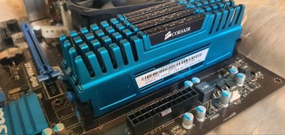 Лот: 24739355. Фото: 1. XMP Corsair 16GB DDR3 4x4GB 1600... Оперативная память