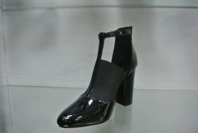 Лот: 11254955. Фото: 1. Туфли женские лаковые лот № 372... Туфли