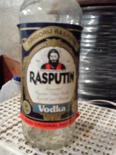 Лот: 4704460. Фото: 1. бутылка Распутин Rasputin. Другое (коллекционирование, моделизм)