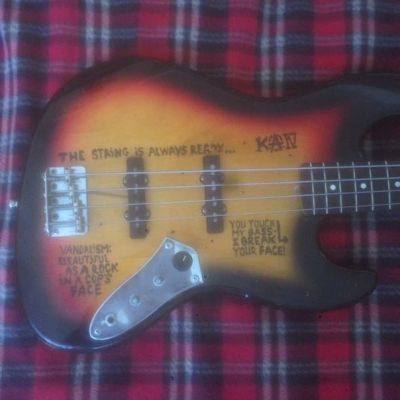 Лот: 7621953. Фото: 1. Fender Jazz Bass "62 (JAPAN). Гитары