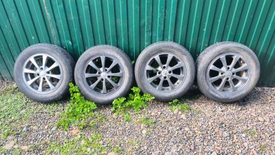 Лот: 25059669. Фото: 1. Диски R14 4x100 с летней резиной... Шины