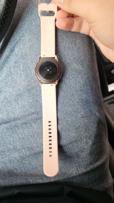 Лот: 23697579. Фото: 1. Samsung galaxy watch active. Смарт-часы, фитнес-браслеты, аксессуары