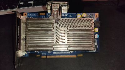 Лот: 19329498. Фото: 1. ASUS en8600gts silent/htdp/256m... Видеокарты