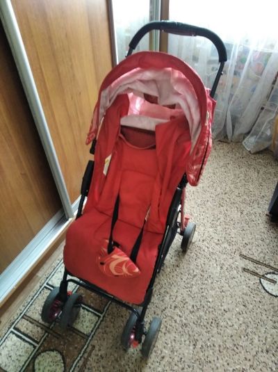 Лот: 15928215. Фото: 1. Прогулочная коляска BabyHit. Коляски