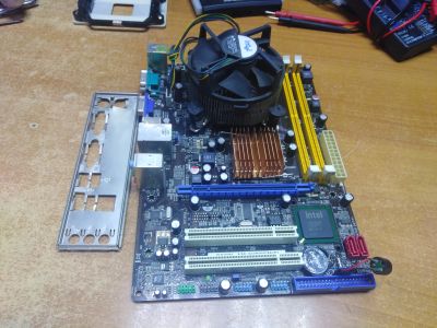 Лот: 22848615. Фото: 1. Материнская плата Asus P5KPL-AM... Материнские платы