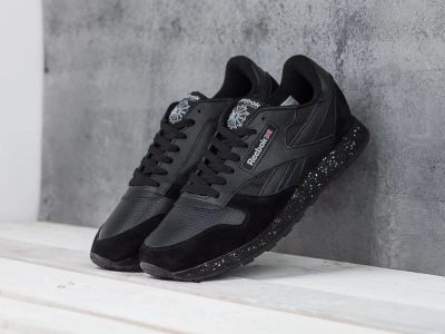 Лот: 12686395. Фото: 1. Кроссовки Reebok Edelweiss (6882... Кеды, кроссовки, слипоны