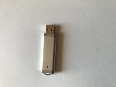 Лот: 13714350. Фото: 1. USB Flash drive 4 Гб. USB-флеш карты