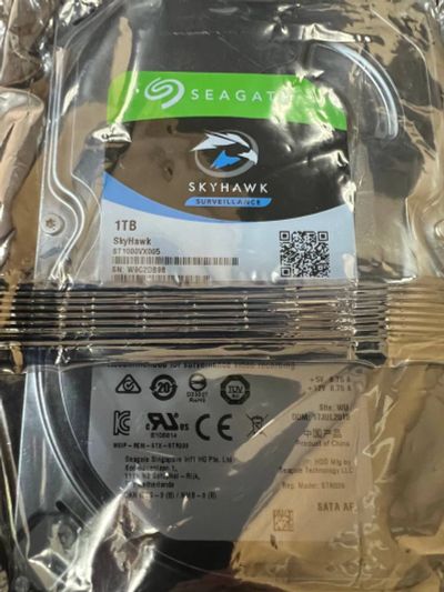 Лот: 24002490. Фото: 1. Жесткий диск 1 Тб Seagate Skyhawk... Жёсткие диски (HDD)