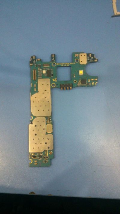 Лот: 10797155. Фото: 1. ситемная плата Samsung A310 original... Микросхемы и платы