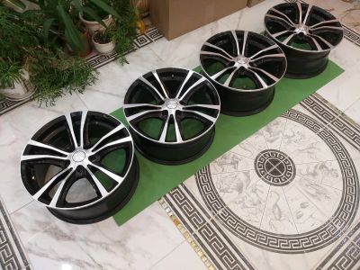 Лот: 16729584. Фото: 1. Комплект спортивных дисков R 18... Диски