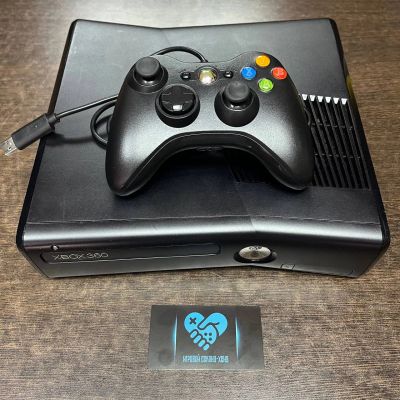 Лот: 23317605. Фото: 1. Прошитый Xbox 360 S + 56 игр 500gb... Игровые приставки, консоли