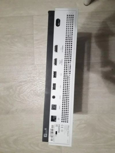 Лот: 11399426. Фото: 1. Xbox One s. Игровые приставки, консоли