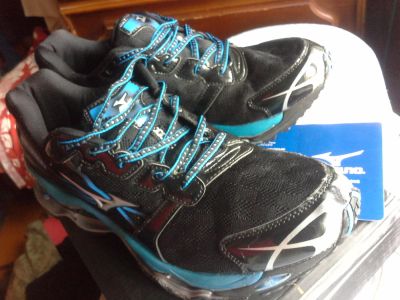Лот: 4503845. Фото: 1. Кросовки Mizuno wave prophecy... Другое (мужская обувь)