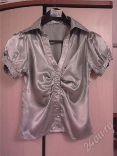 Лот: 640370. Фото: 1. блузка р.42. Пиджаки, жакеты, жилеты