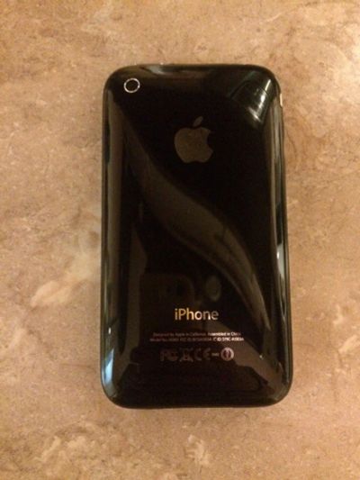 Лот: 9166207. Фото: 1. iPhone 3GS 8 Gb в отличном состоянии... Смартфоны