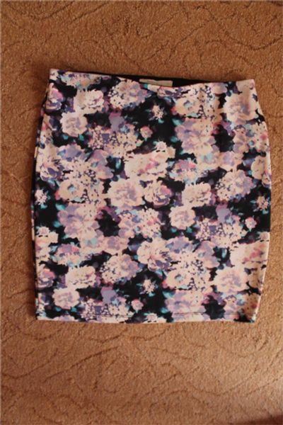 Лот: 9485241. Фото: 1. Юбка Bershka. Юбки