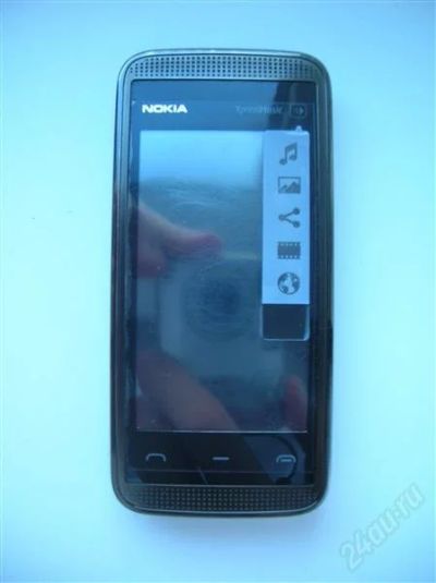 Лот: 1207072. Фото: 1. Nokia 5530 XM + отличный резиновый... Кнопочные мобильные телефоны