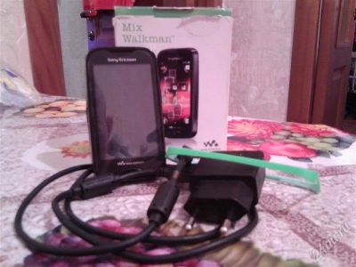 Лот: 2260447. Фото: 1. sony ericsson mix walkman wt13i... Кнопочные мобильные телефоны