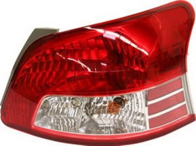Лот: 3395655. Фото: 1. Фонарь задний правый Toyota Yaris... Оптика и освещение