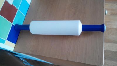 Лот: 7048079. Фото: 1. Скалка Tupperware, 50см. Другое (посуда, кухонная утварь)