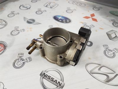 Лот: 23592103. Фото: 1. Заслонка дроссельная Audi A4... Двигатель и элементы двигателя