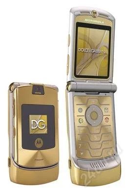 Лот: 1370756. Фото: 1. Motorola RAZR V3i DG б/у. Кнопочные мобильные телефоны