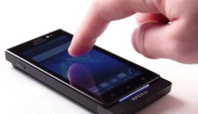 Лот: 3197536. Фото: 1. Sony Xperia Solo новенький (продажа... Смартфоны