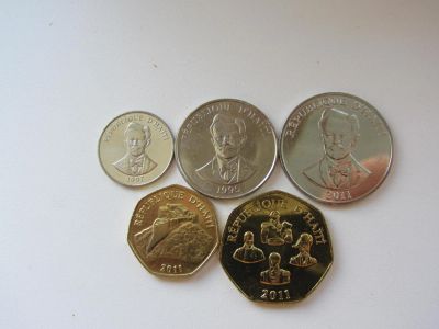 Лот: 5320985. Фото: 1. Гаити набор из 5 монет 1995-2011... Наборы монет