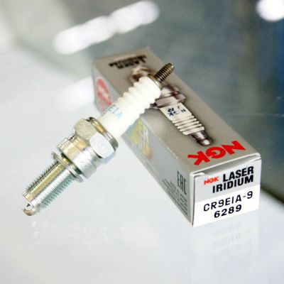 Лот: 21364955. Фото: 1. Свеча зажигания NGK 6289 CR9EIA-9. Запчасти для лодок, катеров, лодочных моторов