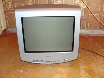 Лот: 5390576. Фото: 1. Телевизор Sony Trinitron KV-14LM1K. Телевизоры