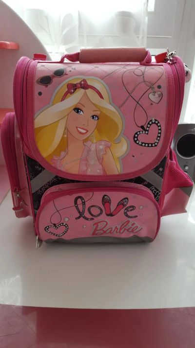 Лот: 8058526. Фото: 1. Рюкзак школьный Barbie для девочки. Аксессуары